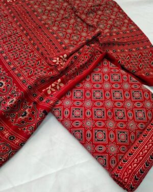 Unstich Suit 03